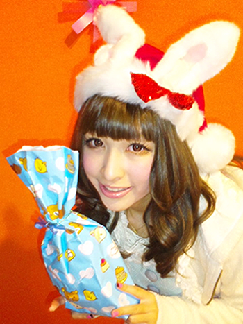 santa_profile_06charmy.jpg