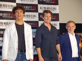 舞台挨拶　フォトレポート