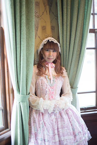 Lolita Fashion Photo Gallery