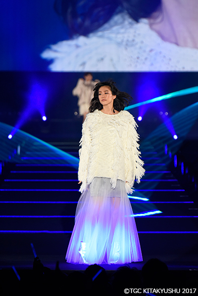 桐谷美玲